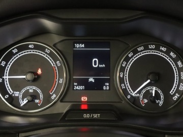Skoda Kamiq Crossover 1.5 TSI 150KM 2022 Skoda Kamiq 1.5 TSI, Salon Polska, Serwis ASO, zdjęcie 10