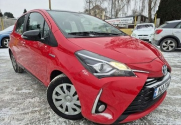 Toyota Yaris III Hatchback 5d Facelifting 2017 1.5 Hybrid 100KM 2018 Toyota Yaris Tylko 55.000km Super stan8 2 komp kol 1.5 Hybryda 100KM, zdjęcie 3