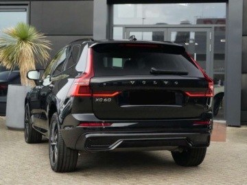 Volvo XC60 II 2026 VOLVO XC60 B5 AWD Plus Dark Suv 2.0 (264KM) 2026, zdjęcie 3