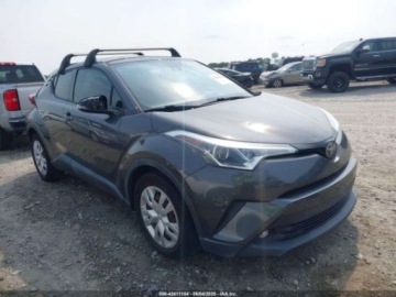 Toyota C-HR I 2019 Toyota C-HR 2019 TOYOTA C-HR LE 2.0 Benzyna 144KM, zdjęcie 1