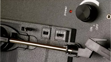 ПРОИГРУШИТЕЛЬ С РЕТРО ДИНАМИКАМИ MP3 USB VINYL 2W ED