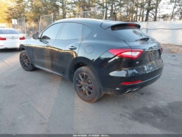 Maserati Levante 2019 Maserati Levante 2019 245KM 3.0 Benzyna 345KM, zdjęcie 3