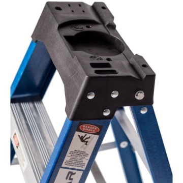 LEMAR 4-ступенчатая лестница из стекловолокна