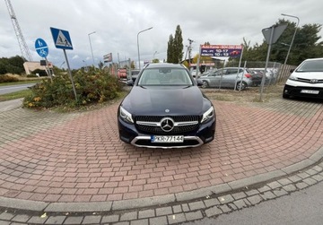 Mercedes GLC C253 SUV 2.0 250 211KM 2018 Mercedes-Benz GLC 2.0 i 211Ps Panorama dach FULL LED Extra stan 2.0, zdjęcie 1