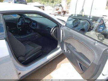 Dodge Challenger III 2020 Dodge Challenger SXT 2020 3.6L 3.6 Benzyna 305KM, zdjęcie 9