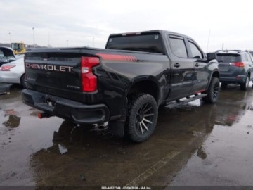 Chevrolet Silverado II 2020 Chevrolet Silverado Short Bed Custom Trail Boss 2020 4.3 Benzyna 285KM, zdjęcie 5