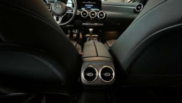 Mercedes Klasa A W177/V177 Hatchback 1.3 160 109KM 2018 Mercedes-Benz Klasa A Nowy model Kamera Navi Full Led MOZLIWA ZAMIANA 1.3, zdjęcie 29