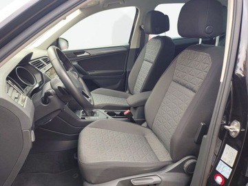 Volkswagen Tiguan II SUV Facelifting 2.0 TDI 150KM 2022 Volkswagen Tiguan Faktura23 ACC Navi Podgrz.Foteletyl IQ LED matrix Model, zdjęcie 9