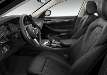 BMW Seria 5 G30-G31 Touring Facelifting 2.0 520d 190KM 2021 BMW Seria 5 2.0 Diesel 190KM, zdjęcie 8