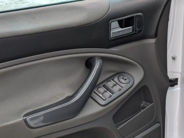 Ford Kuga I 2.0 Duratorq TDCi 163KM 2010 Ford Kuga Panorama Navi Kamera Alu Tempomat Serwis Gwarancja 2.0 Diesel, zdjęcie 15