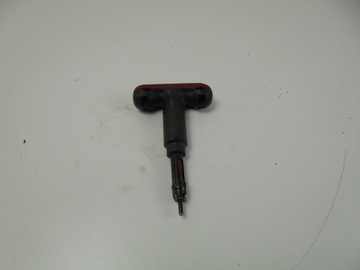 РУЧКА ОТКРЫТИЯ КРЫШИ AUDI A4 B6 КАБРИОЛЕТ