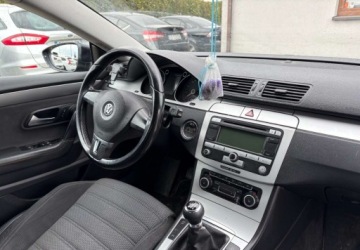 Volkswagen Passat CC 2.0 TDI-CR DPF 140KM 2008 Volkswagen Passat CC Wymieniony rozrzad 2.0 Diesel 140KM, zdjęcie 11