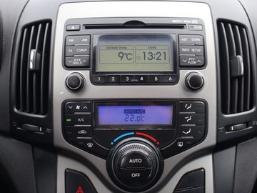 Hyundai i30 I 2008 Hyundai i30 1.6 CVVT, Klima, Klimatronic, zdjęcie 10