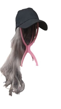 бейсболка с волосами парика