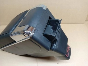 SUZUKI SWIFT MK7 КОМПЛЕКТ РУЧКИ ПЕРЕКЛЮЧЕНИЯ ПЕРЕДАЧ В ПОДЛОКОТНИКЕ