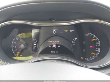 Jeep Grand Cherokee IV 2019 Jeep Grand Cherokee High Altitude 2019 5.7l 5.7 Benzyna 360KM, zdjęcie 10