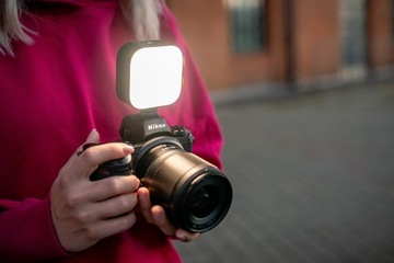 NEWELL Przenośna Lampa LED RGB Cutie Pie 2500-9900K 2000 mAh