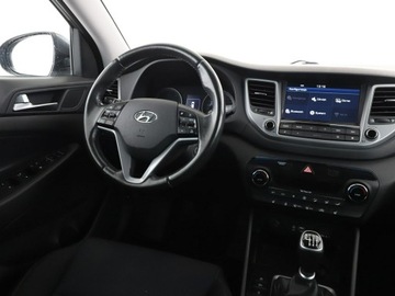Hyundai Tucson III SUV 1.7 CRDI 115KM 2017 Hyundai Tucson Navi Czujniki parkowania, zdjęcie 15