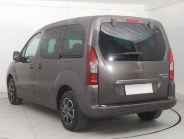 Peugeot Partner II Tepee Facelifting 2015 1.6 BlueHDi 100KM 2017 Peugeot Partner 1.6 BlueHDi, Salon Polska, zdjęcie 3