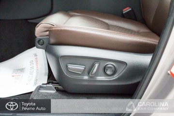 Toyota Land Cruiser VII Terenowy 5d 2.8 D-4D 204KM 2024 Toyota Land Cruiser VII (2017-) LC 2.8 D-4D 204 KM, zdjęcie 17