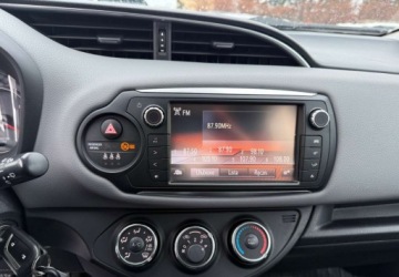 Toyota Yaris III Hatchback 5d Facelifting 1.0 VVT-i 69KM 2014 Toyota Yaris Toyota Yaris Benzyna 70KM, zdjęcie 15