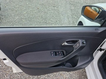 Volkswagen Polo V Hatchback 3d Facelifting 1.4 TDI 75KM 2015 Volkswagen Polo Serwisowane w ASO. Duża, zdjęcie 25