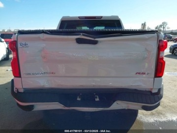 Chevrolet Silverado II 2024 Chevrolet Silverado 2024r., 1500 RST, od ubezpieczalni 2.7 Benzyna 310KM, zdjęcie 5