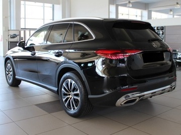 Mercedes GLC C254/X254 2025 GLC 450 d 4-Matic Avantgarde 3.0 (367KM) 2025, zdjęcie 2