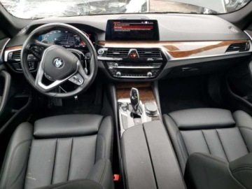 BMW Seria 5 G30-G31 2020 BMW Seria 5 530 XI 2020 2.0l 2.0 Benzyna 248KM, zdjęcie 8