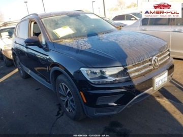 Volkswagen Tiguan II 2021 Volkswagen Tiguan 2,0T, od ubezpieczalni 2.0 Benzyna 184KM