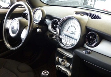 Mini Clubman R55 2009 MINI Clubman 1.4 95KM Klimatyzacja 2 komplety kol Podgrzewane fotele 1.4, zdjęcie 10