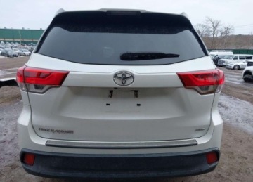 Toyota Highlander II 2019 Toyota Highlander 2019r., LE, V6, od ubezpieczalni 3.5 Benzyna 295KM, zdjęcie 6
