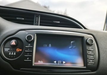 Toyota Yaris III Hatchback 5d Facelifting 2017 1.5 Dual VVT-iE 111KM 2018 Toyota Yaris Selection, Tempomat, Kamera cofania, 2 strefowa klimatyzacja,, zdjęcie 28