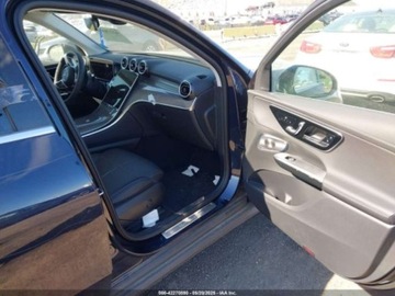 Mercedes GLC C254/X254 2024 Mercedes-Benz GLC 300 4Matic Suv 2024 2.0l 2.0 Benzyna 255KM, zdjęcie 9