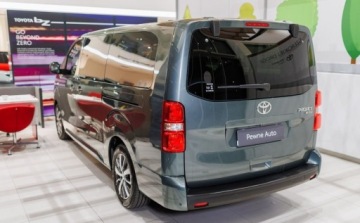 Toyota 2024 Toyota Proace Verso Verso 2.0 D4-D Long Family aut 2.0 Diesel 177KM, zdjęcie 3