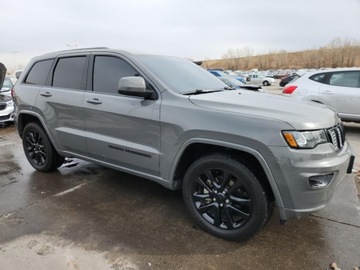 Jeep Cherokee V 2019 Jeep Cherokee 2019 JEEP GRAND CHEROKEE LAREDO 3.6 Benzyna 295KM, zdjęcie 3