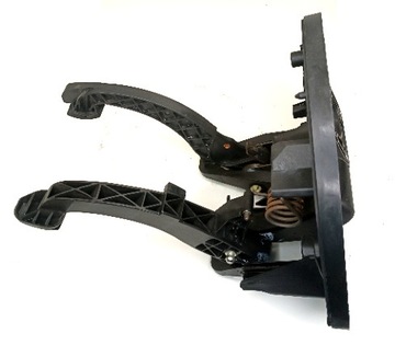 ПЕДАЛЬ поврежденные детали донор СЦЕПЛЕНИЕ + ТОРМОЗ IVECO DAILY 2006-