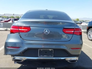 Mercedes GLC C253 2018 Mercedes-Benz GLC 2018 MERCEDES-BENZ GLC 300 COUPE 4MATIC 2.0 Benzyna 241KM, zdjęcie 9