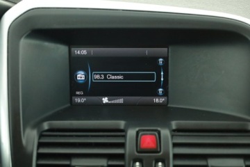 Volvo XC60 I SUV Facelifting 2.0 D4 DRIVE-E 181KM 2015 Volvo XC60 D4, Salon Polska, Serwis ASO, 178 KM, zdjęcie 9