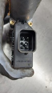 MOTOREK OKNO PRAVÝ PŘEDNÍ 90521882 OPEL ASTRA G II KOMBI 1.6B