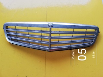 MERCEDES C-KLASA W204 ATRAPA GRILL A2048801483