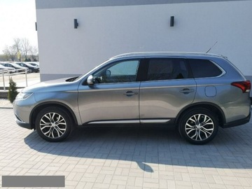 Mitsubishi Outlander III 2016 Mitsubishi Outlander 2.2 DID 150KM # Serwis #, zdjęcie 9