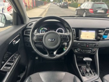 Kia Niro I Crossover 1.6 GDi Hybrid 141KM 2018 Kia Niro HYBRYDA AUTOMAT NAWIGACJA KLIMATYZACJA KAMERA COFANIA ASYSTENT PA, zdjęcie 8