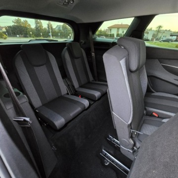Peugeot 5008 II Crossover Facelifting 1.2 PureTech 130KM 2021 Peugeot 5008 II 1.2 Benzyna 130KM 7 foteli, Serwis, zdjęcie 21