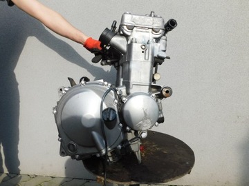 ДВИГАТЕЛЬ KAWASAKI ZZR 600