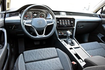 Volkswagen Passat B8 Variant Facelifting 1.5 TSI EVO 150KM 2023 Volkswagen Passat Bezwypadkowy / Salon Polska /, zdjęcie 12