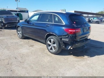 Mercedes GLC C253 2017 Mercedes-Benz GLC 2017 MERCEDES-BENZ GLC 300 2.0 Benzyna 241KM, zdjęcie 6