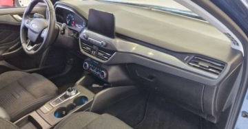 Ford Focus IV Hatchback 1.5 EcoBoost 150KM 2020 Ford Focus 1.5 Ecoboost 150KM Automatyczna skrzynia 8AT Salon PL Gwarancja, zdjęcie 4