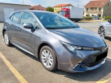 Toyota Corolla XII Hatchback Facelifting 1.8 Hybrid 140KM 2026 Od ręki - Comfort 1.8 Hybrid 140KM | Podgrzewane fotele!, zdjęcie 2