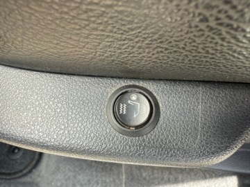 Peugeot 3008 I Crossover 2.0 Hybrid4 200KM 2013 Peugeot 3008 HYBRYDA 200 KONI AUTOMAT SKORY 4X4 PARKTRONIC HEAD-UP PANORAMA, zdjęcie 17